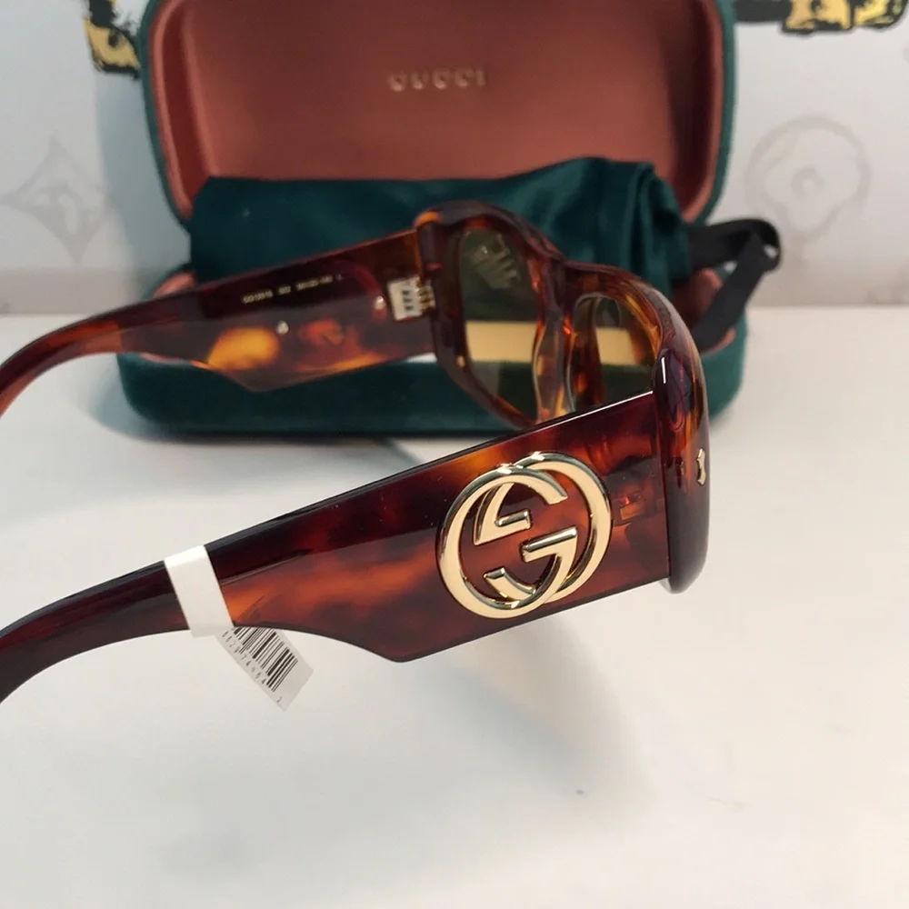 New Authentic Gucci Tortoiseshell Sunglasses with Brown Lenses GG1251s 002